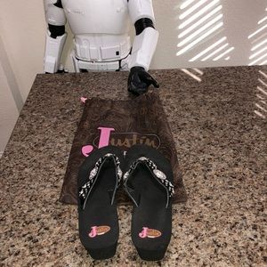 Ladies Justin Bling Flip Flops NWOT